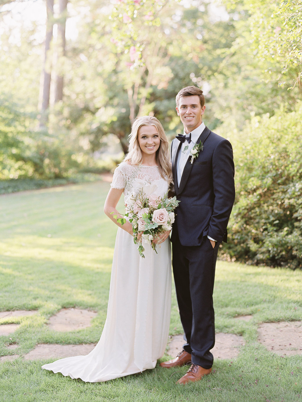 athens-founders-memorial-garden-wedding-photography-hannah-forsberg-atlanta-wedding-photographer-28.jpg