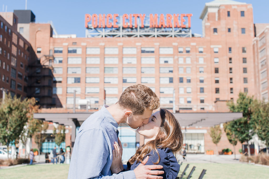 Ponce-City-Market-Engagement-atlanta-wedding-photographer-hannah-forsberg-13.jpg