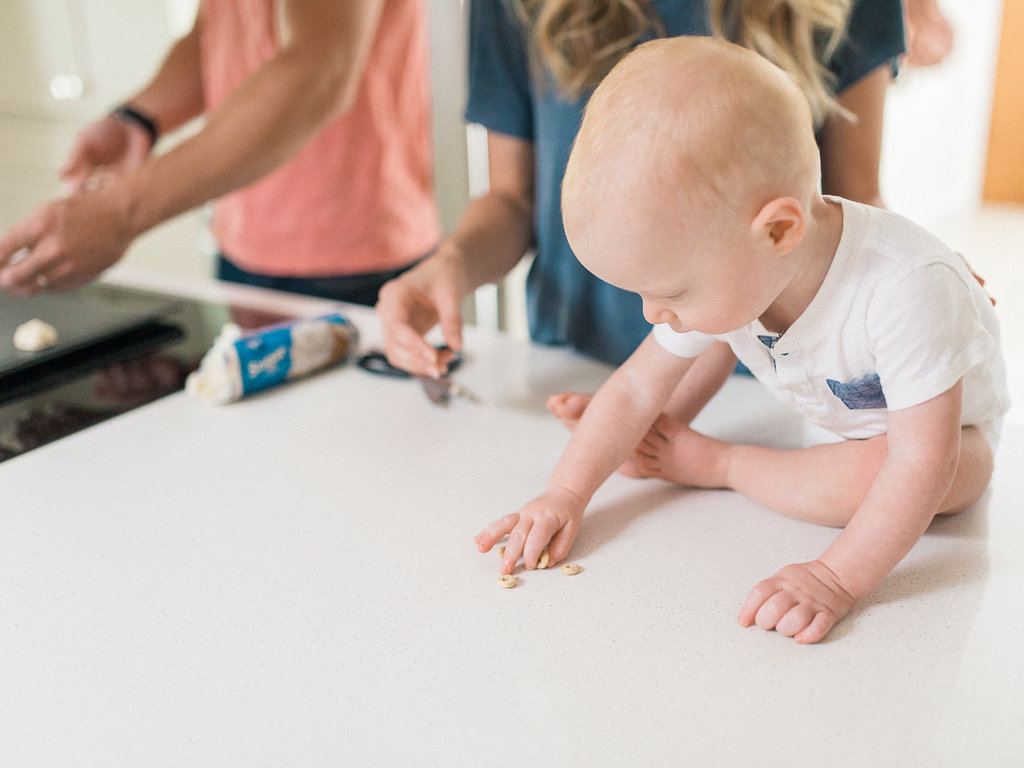 In-Home-Atlanta-Family-Session-atlanta-wedding-photographer-hannah-forsberg-1.jpg