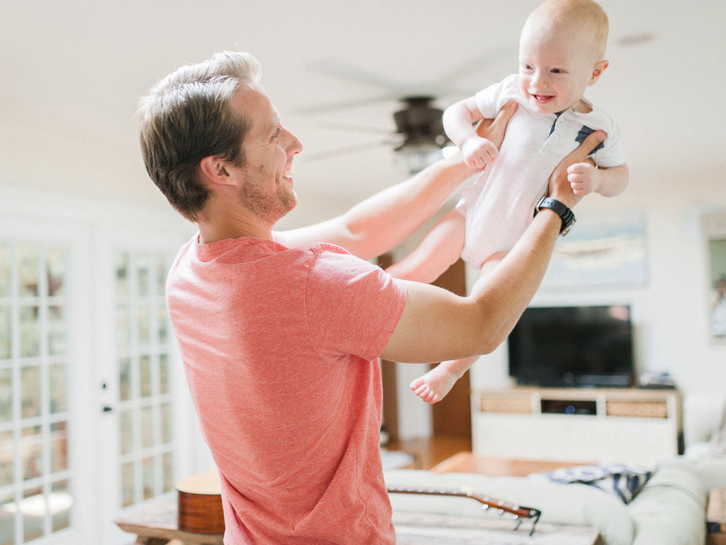 In-Home-Atlanta-Family-Session-atlanta-wedding-photographer-hannah-forsberg-5.jpg