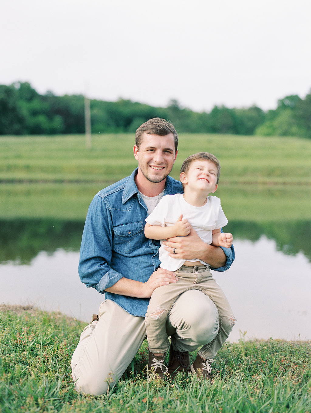 North-Georgia-Family-Session-atlanta-wedding-photographer-hannah-forsberg-10.jpg