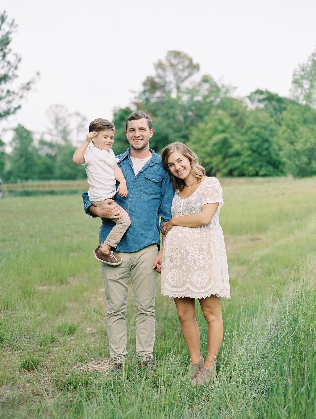 North-Georgia-Family-Session-atlanta-wedding-photographer-hannah-forsberg-19.jpg