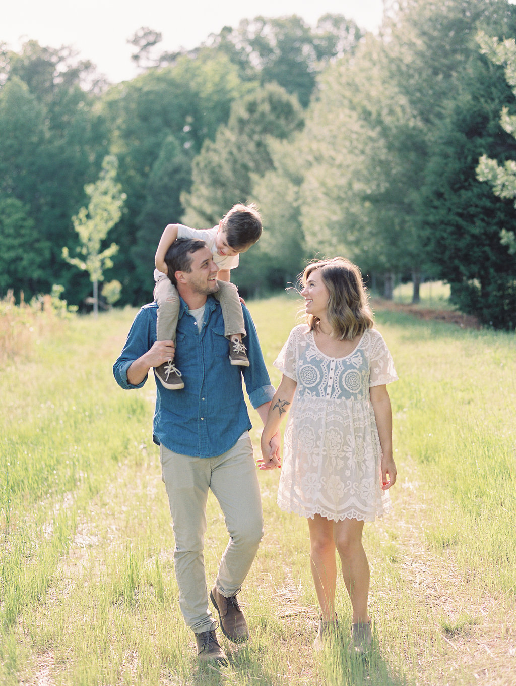 North-Georgia-Family-Session-atlanta-wedding-photographer-hannah-forsberg-7.jpg