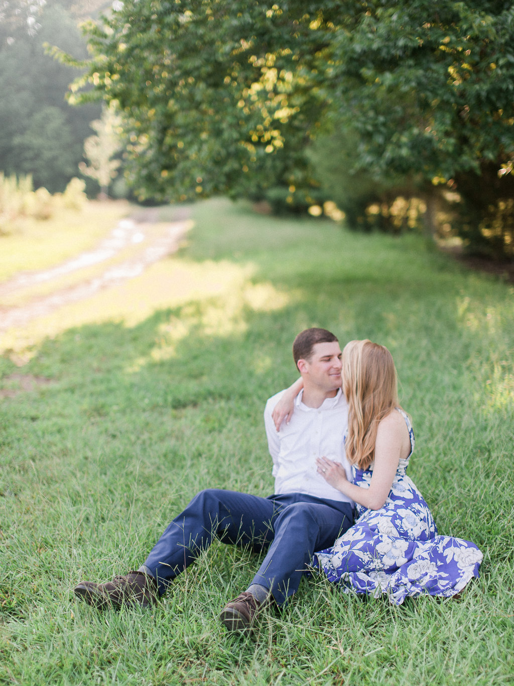 Woodstock-Engagement-Session-atlanta-wedding-photographer-hannah-forsberg-6.jpg