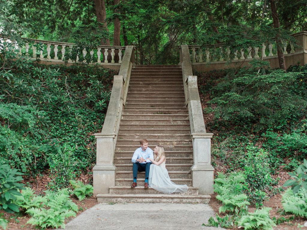 Cator-Woolford-Gardens-Engagement-atlanta-wedding-photographer-hannah-forsberg-15.jpg