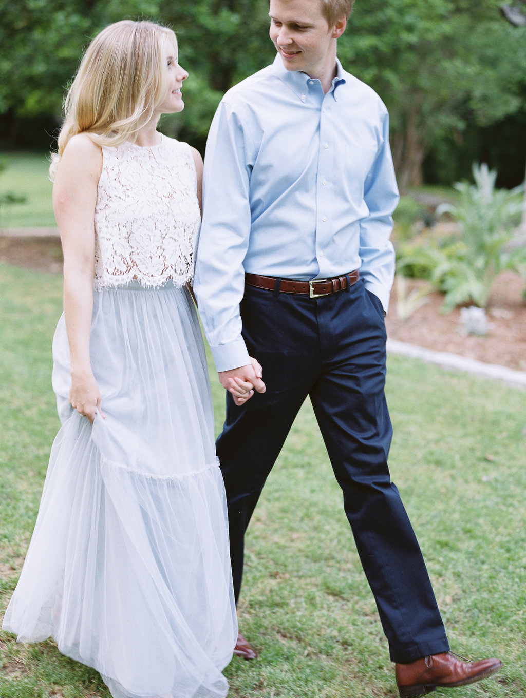 Cator-Woolford-Gardens-Engagement-atlanta-wedding-photographer-hannah-forsberg-20.jpg