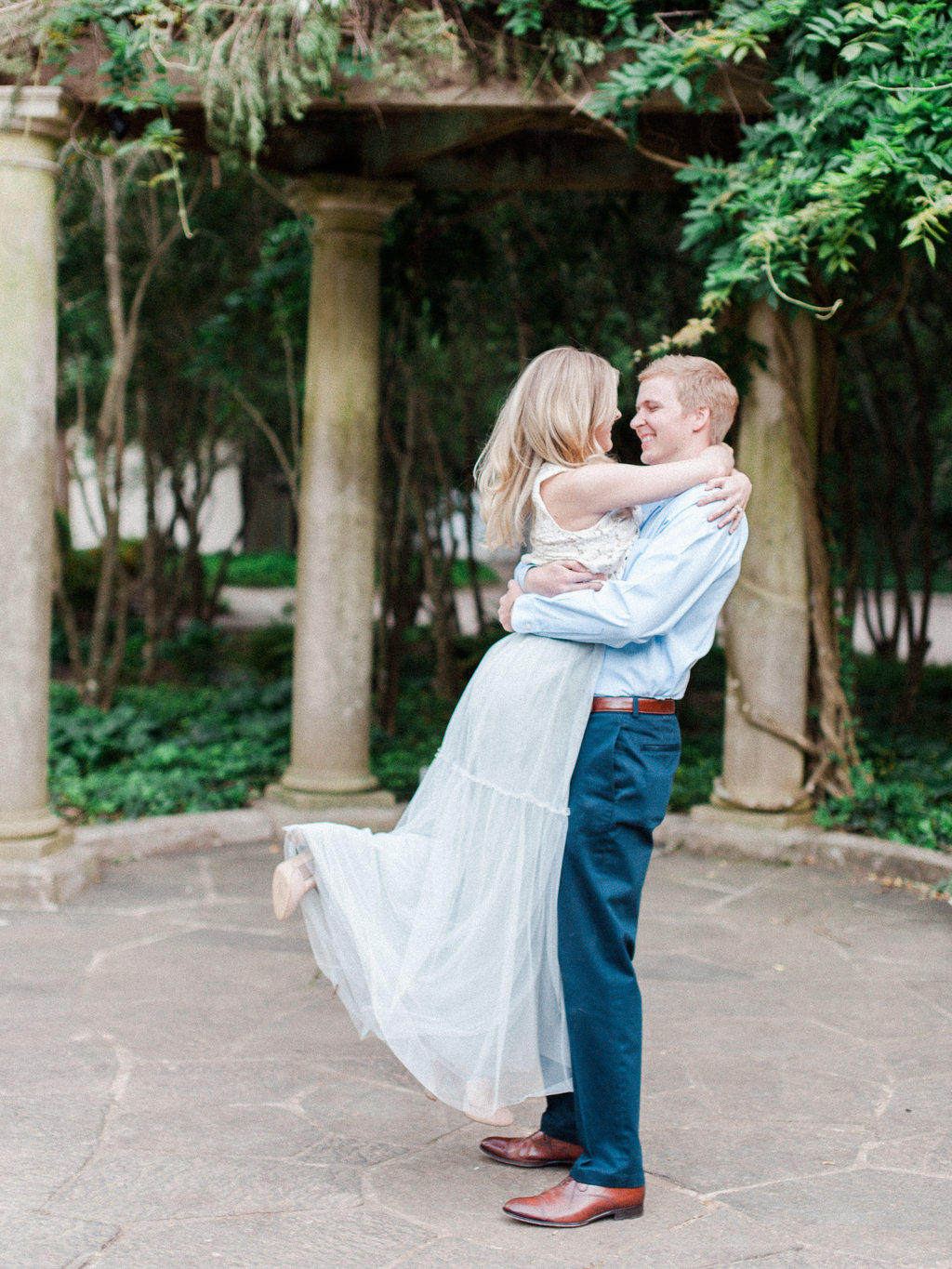 Cator-Woolford-Gardens-Engagement-atlanta-wedding-photographer-hannah-forsberg-3.jpg