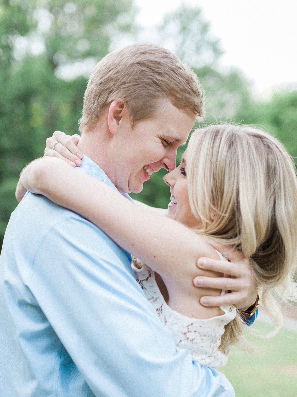 Cator-Woolford-Gardens-Engagement-atlanta-wedding-photographer-hannah-forsberg-5.jpg