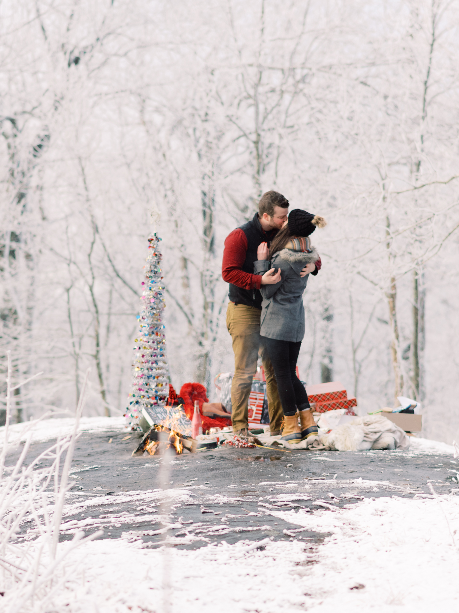 snowy-georgia-proposal-preachers-rock-atlanta-dahlonega-wedding-photographer-hannah-forsberg-fine-art-film-10.jpg