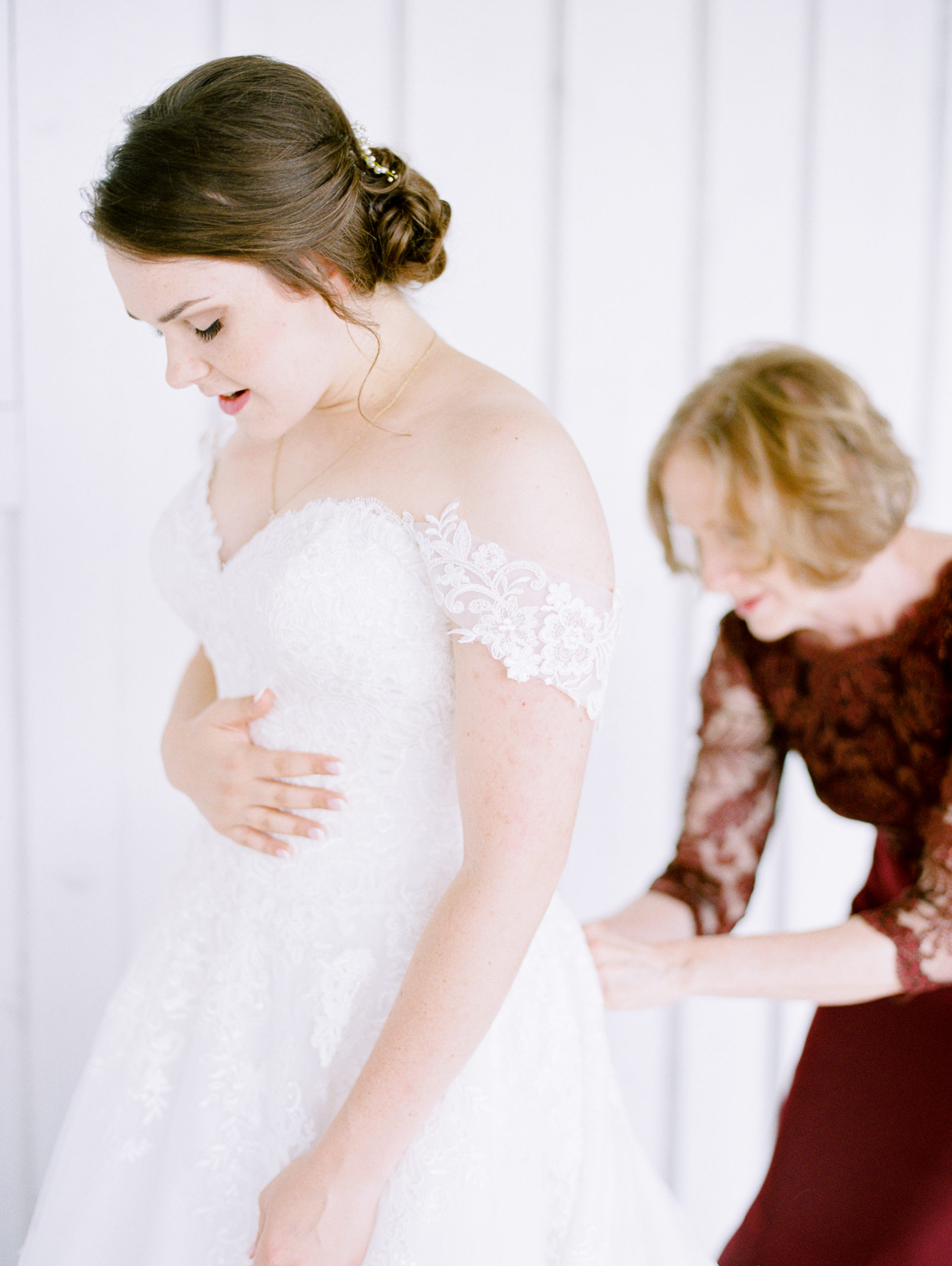 barn-at-tatum-acres-wedding-jasper-atlanta-wedding-photographer-fine-art-film-hannah-forsberg11.JPG