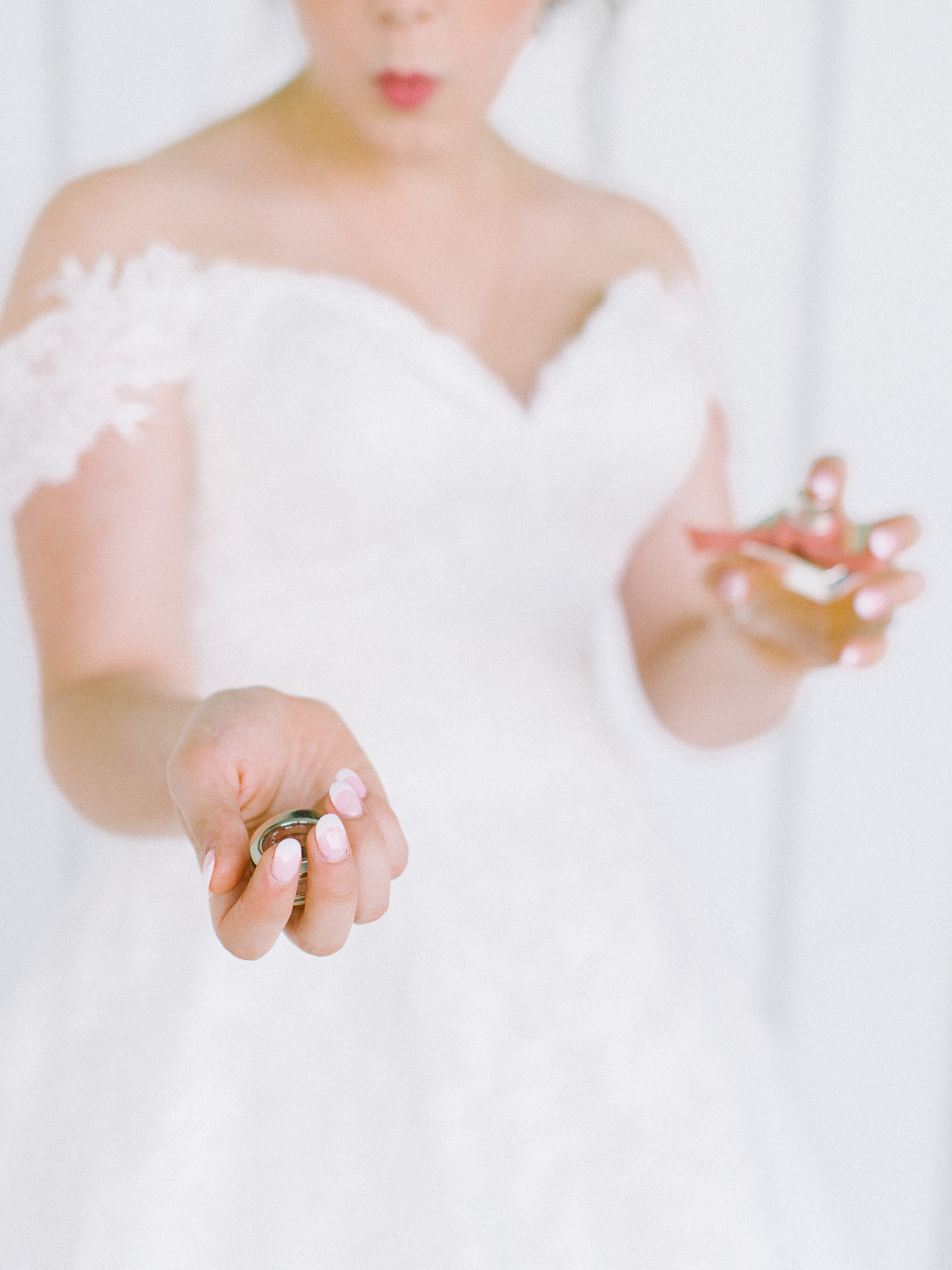 barn-at-tatum-acres-wedding-jasper-atlanta-wedding-photographer-fine-art-film-hannah-forsberg12.JPG