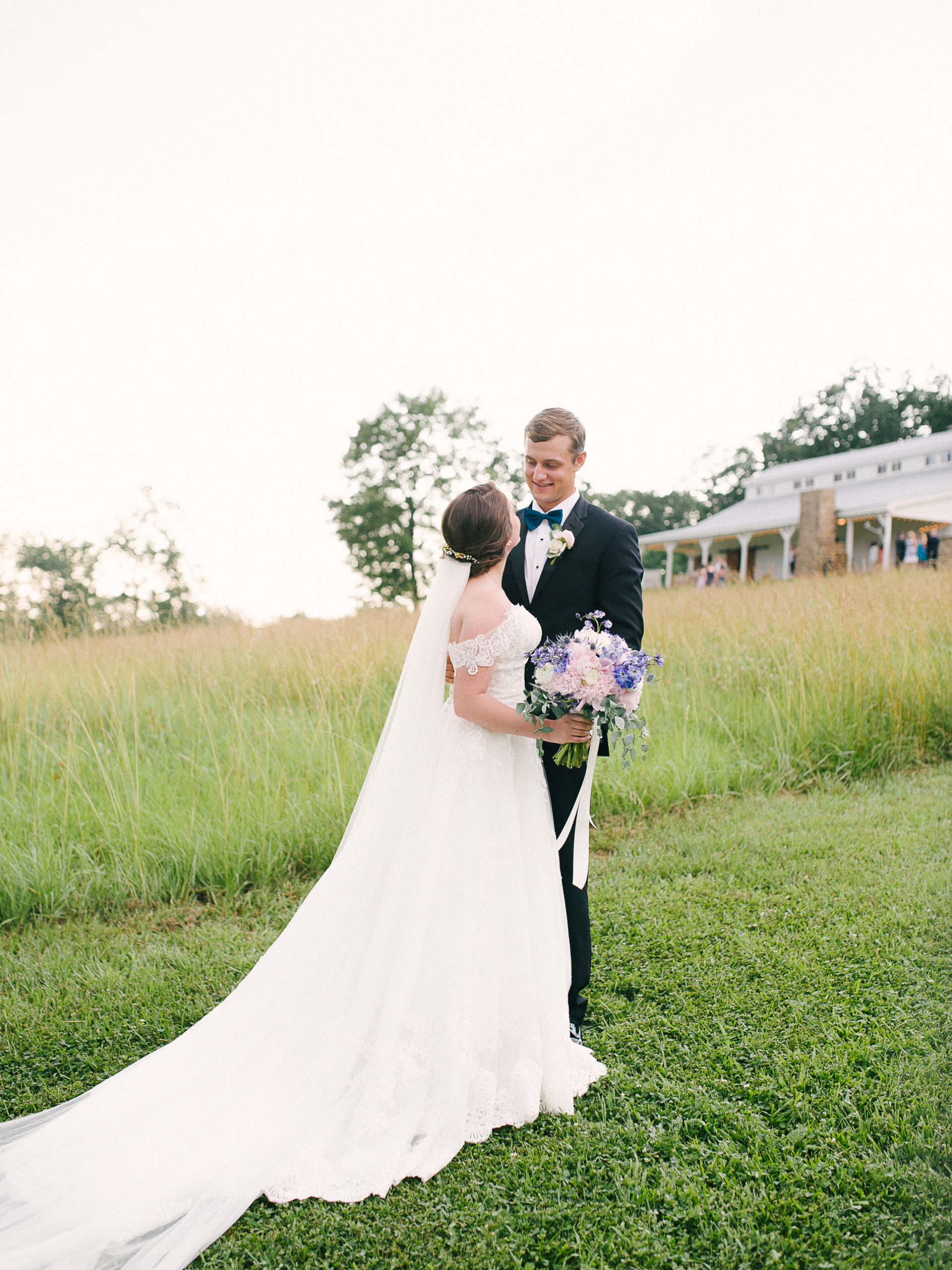 barn-at-tatum-acres-wedding-jasper-atlanta-wedding-photographer-fine-art-film-hannah-forsberg42.JPG