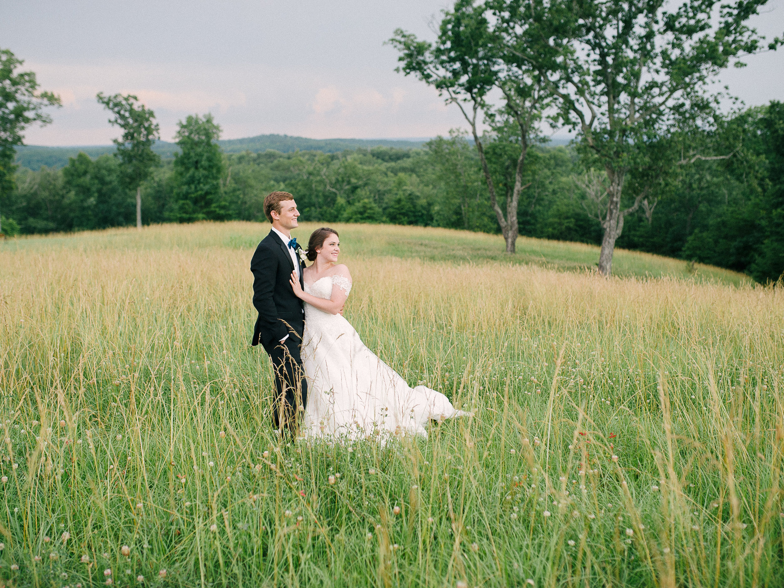 barn-at-tatum-acres-wedding-jasper-atlanta-wedding-photographer-fine-art-film-hannah-forsberg43.JPG