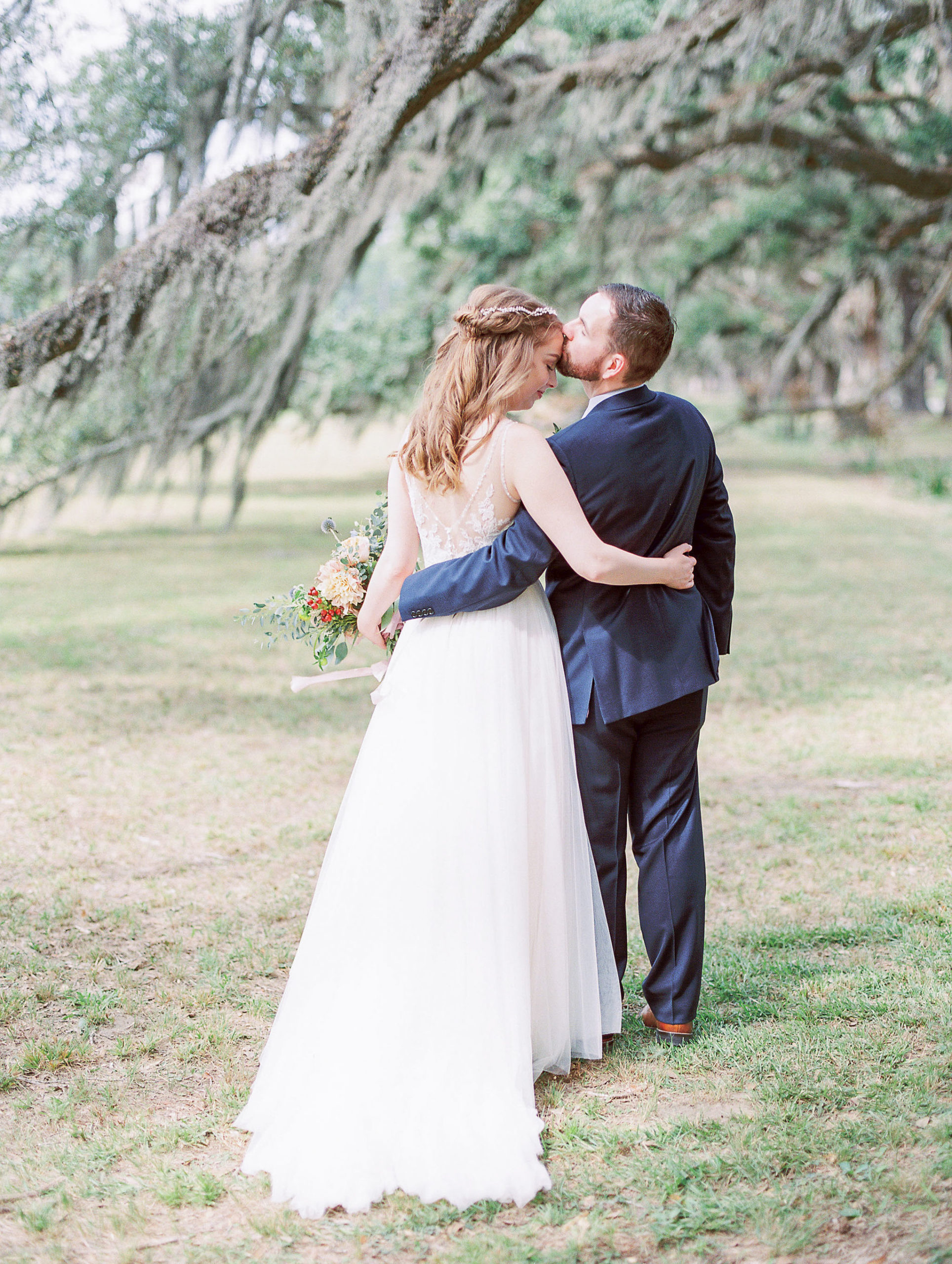 Lura-james-wormsloe-historic-site-hannah-forsberg-atlanta-wedding-photographer-31.jpg