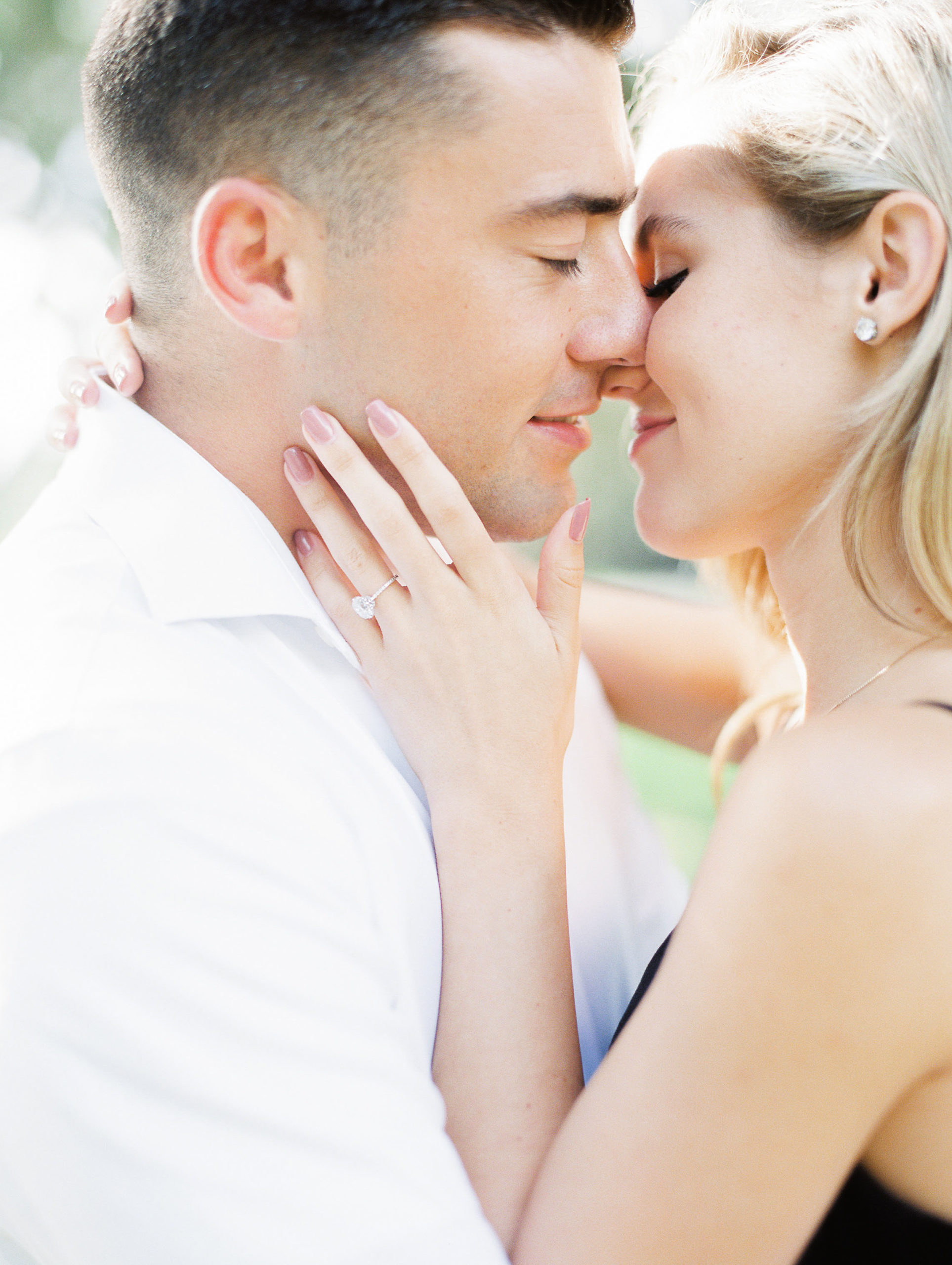 hannah-tommy-wormsloe-historic-site-engagement-photos-hannah-forsberg-atlanta-wedding-photographer-10.jpg