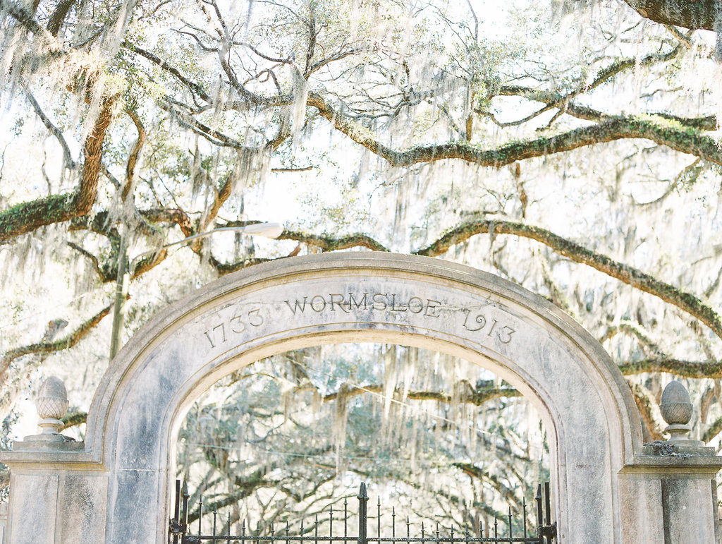 Wormsloe-historic-site-savannah-engagement-hannah-forsberg-atlanta-wedding-photographer-3.jpg