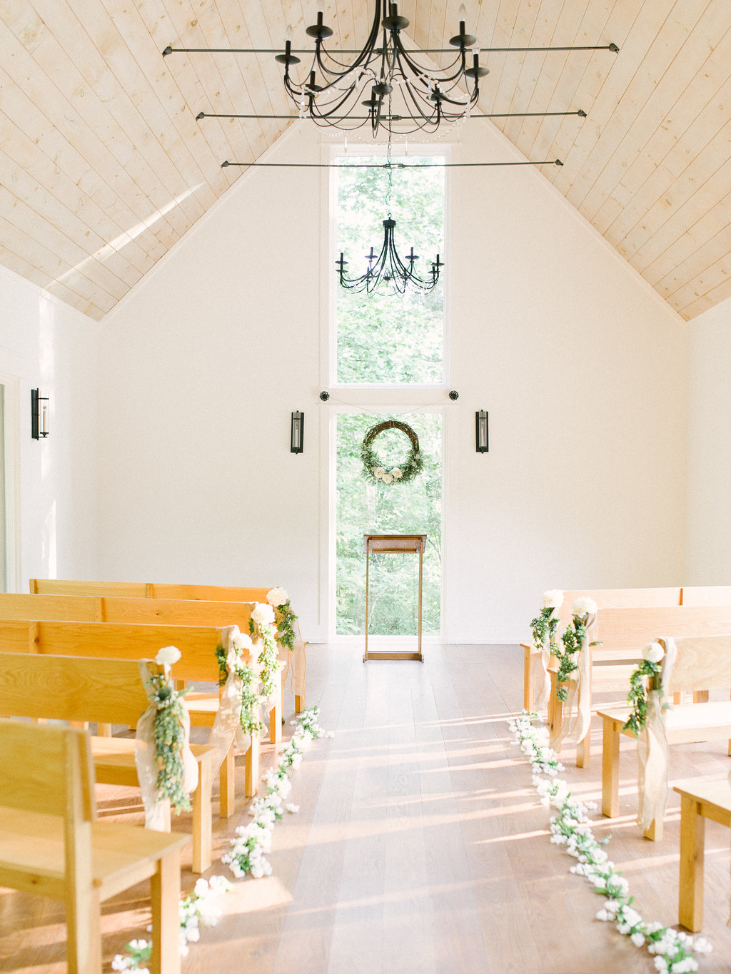 Juliette-chapel-wedding-dahlonega-hannah-forsberg-atlanta-wedding-photographer-12.jpg