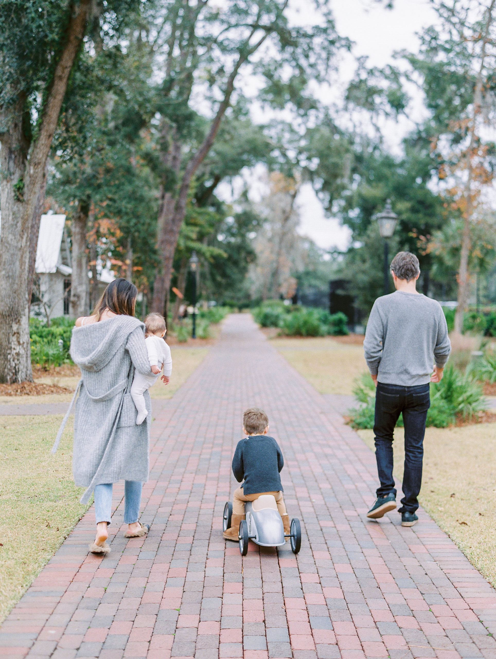 a.-Montage-palmetto-bluff-family-session-hannah-forsberg-atlanta-wedding-photographer112.JPG