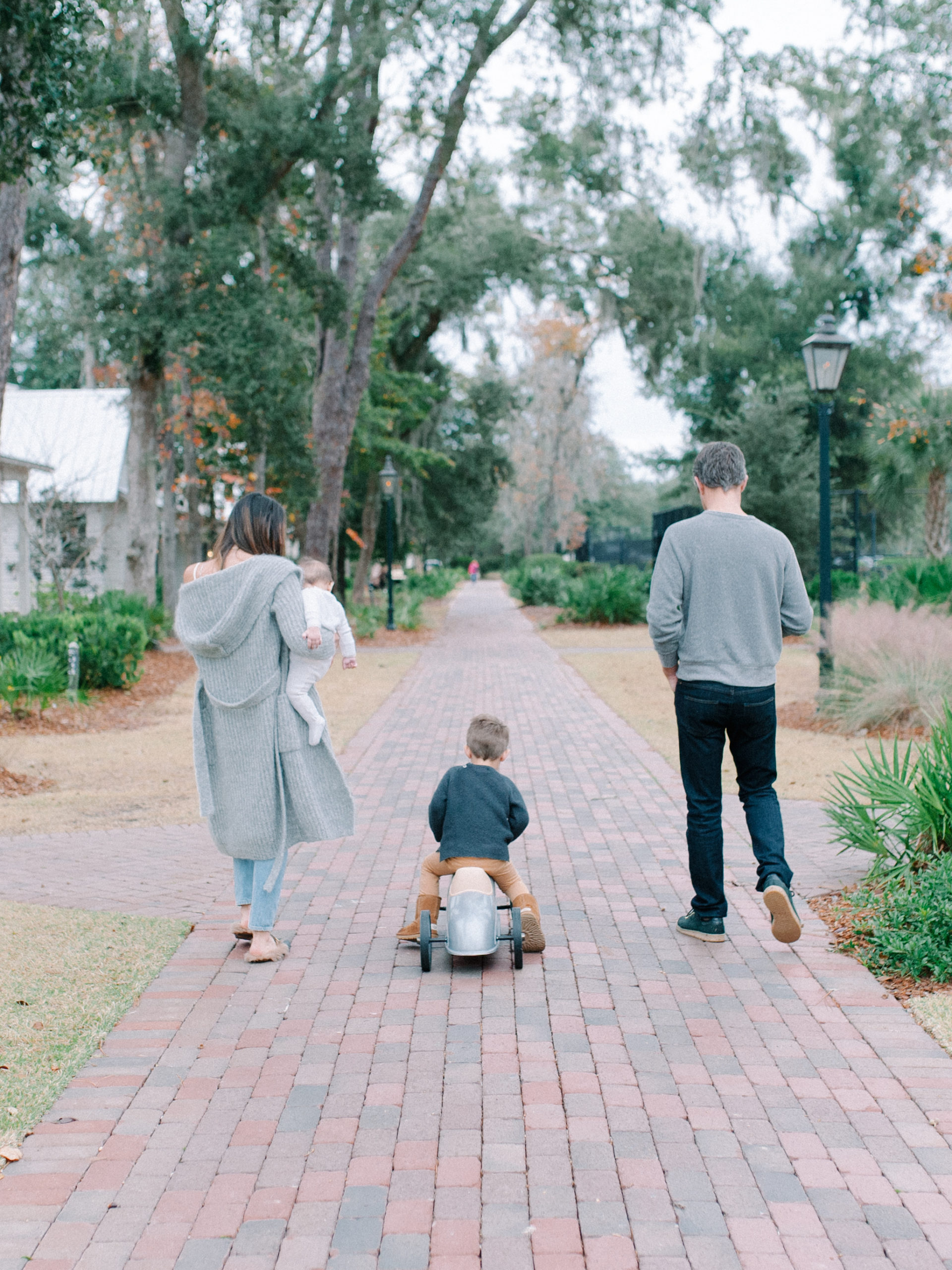 a.-Montage-palmetto-bluff-family-session-hannah-forsberg-atlanta-wedding-photographer113.JPG