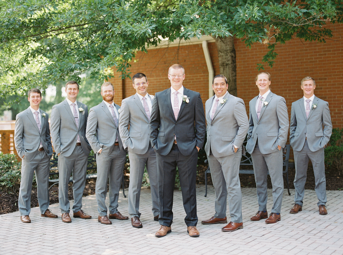 atlanta-film-wedding-photographer-roswell-ivy-hall-hannah-forsberg-21.jpg