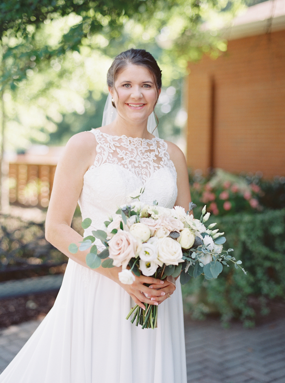 atlanta-film-wedding-photographer-roswell-ivy-hall-hannah-forsberg-30.jpg