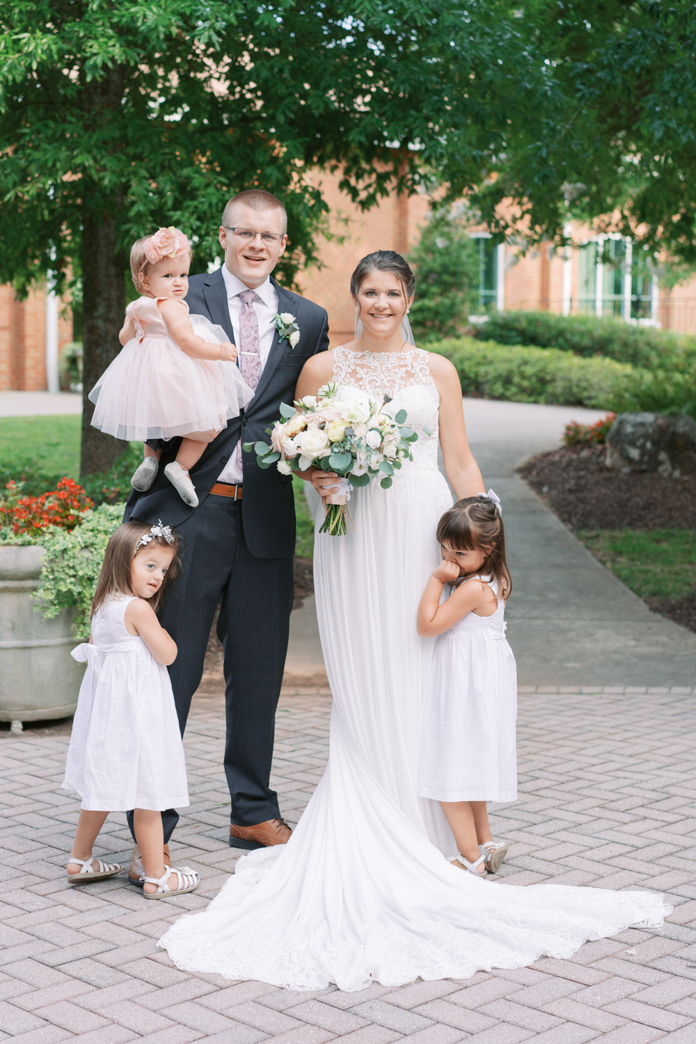 atlanta-film-wedding-photographer-roswell-ivy-hall-hannah-forsberg-44.jpg
