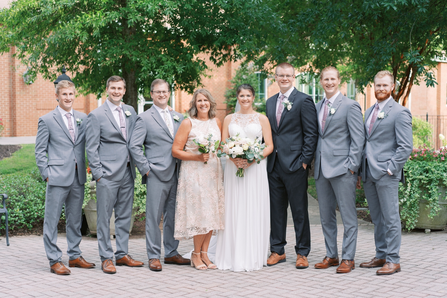 atlanta-film-wedding-photographer-roswell-ivy-hall-hannah-forsberg-46.jpg