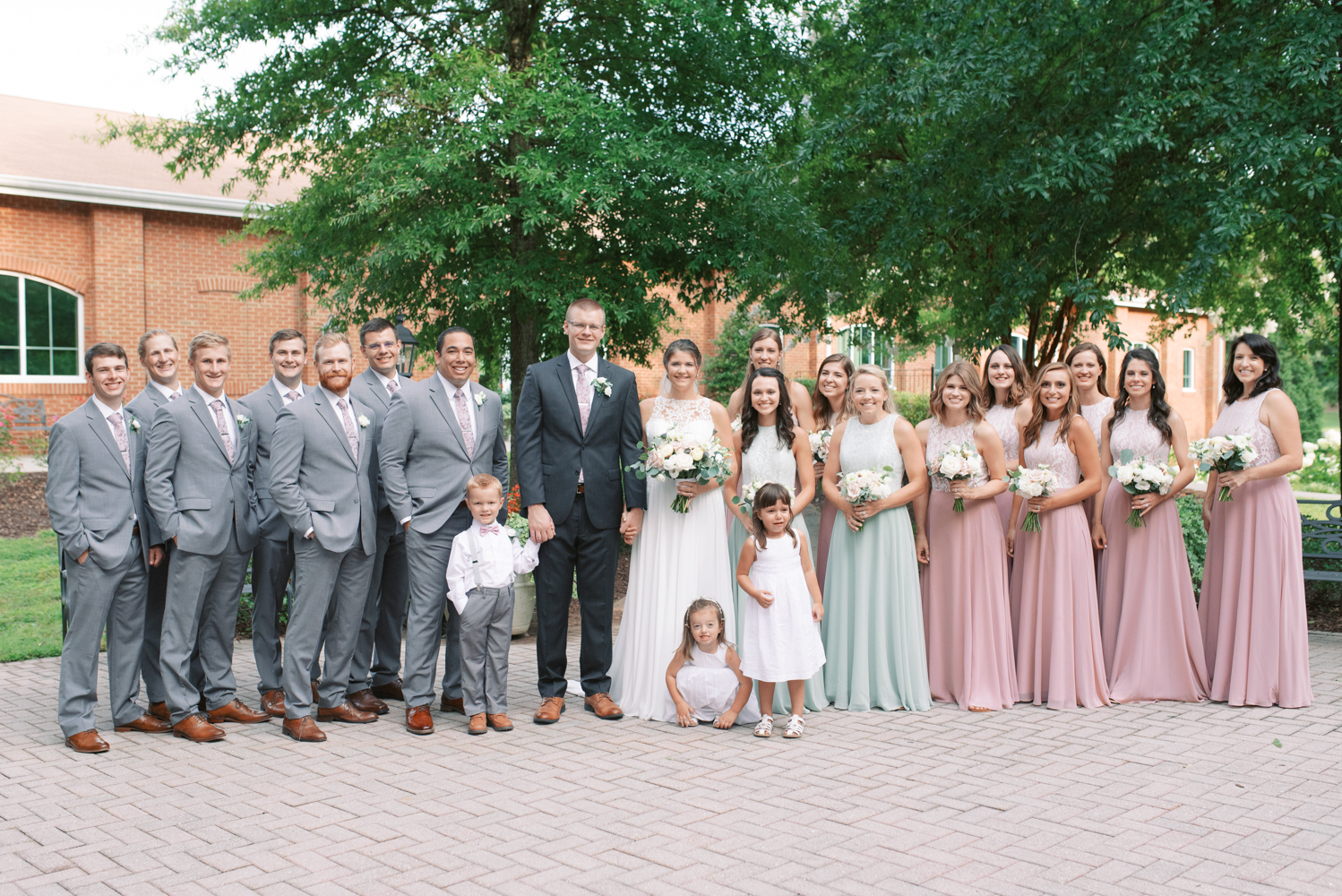 atlanta-film-wedding-photographer-roswell-ivy-hall-hannah-forsberg-48.jpg