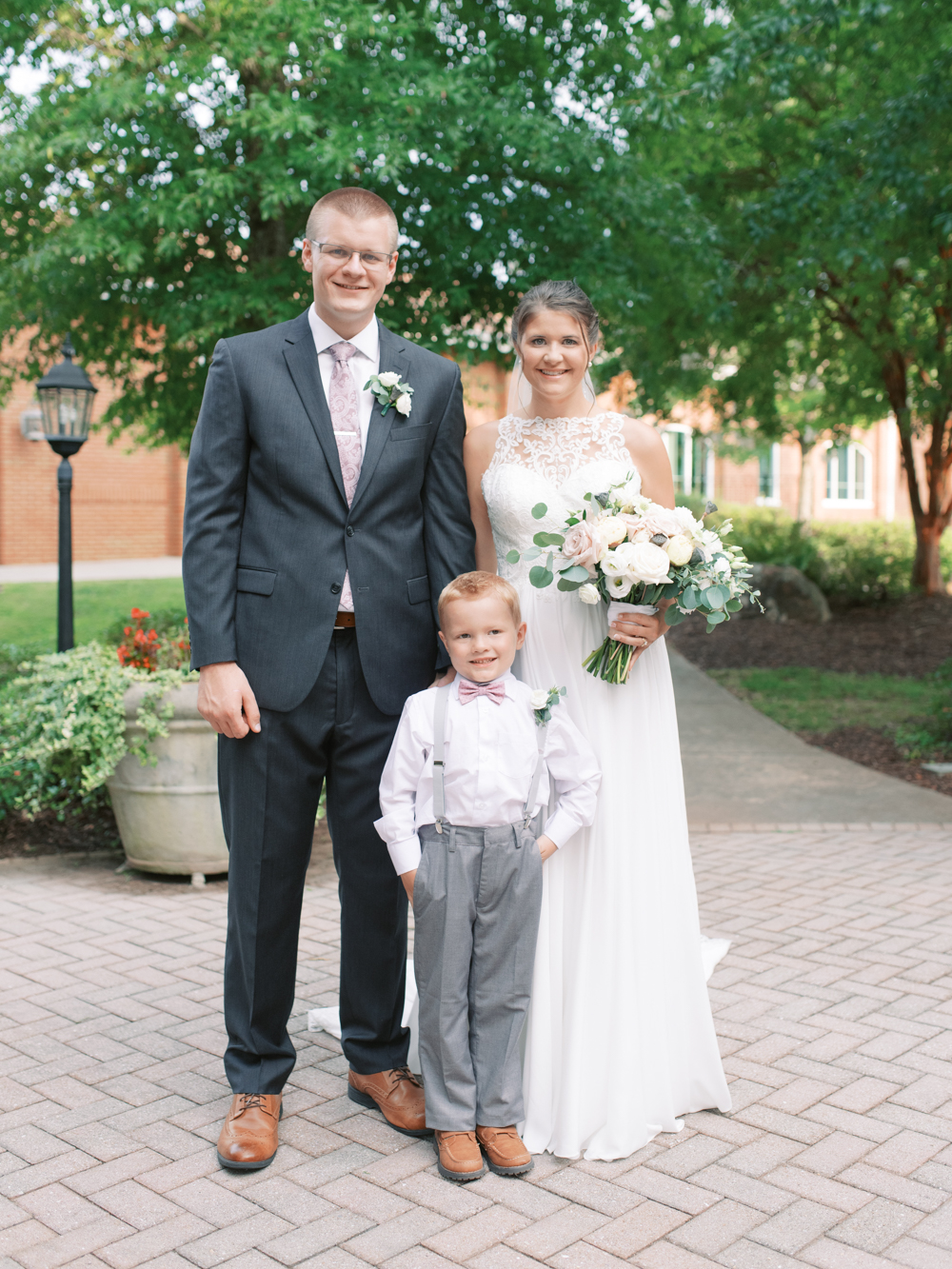 atlanta-film-wedding-photographer-roswell-ivy-hall-hannah-forsberg-51.jpg