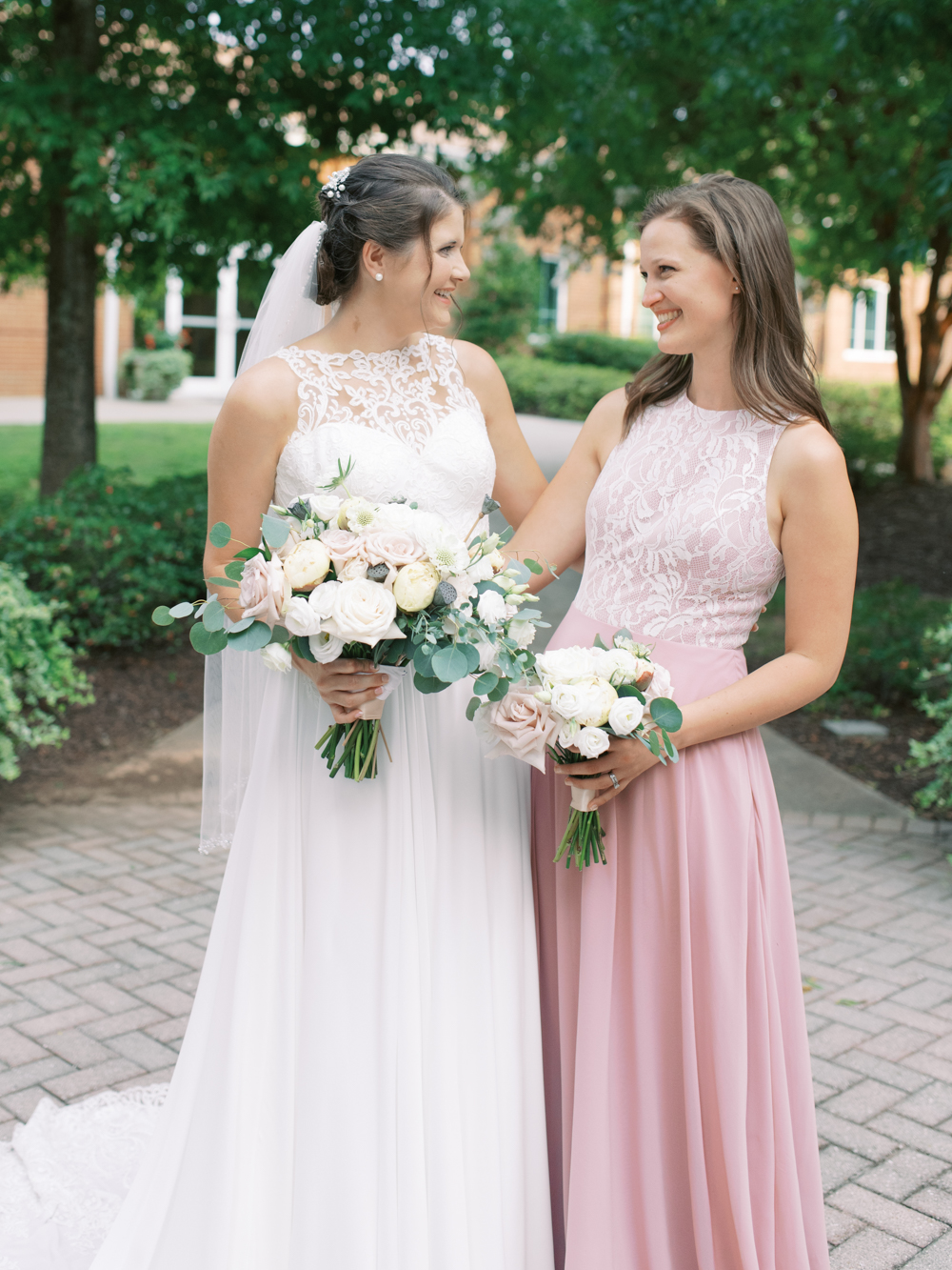 atlanta-film-wedding-photographer-roswell-ivy-hall-hannah-forsberg-56.jpg