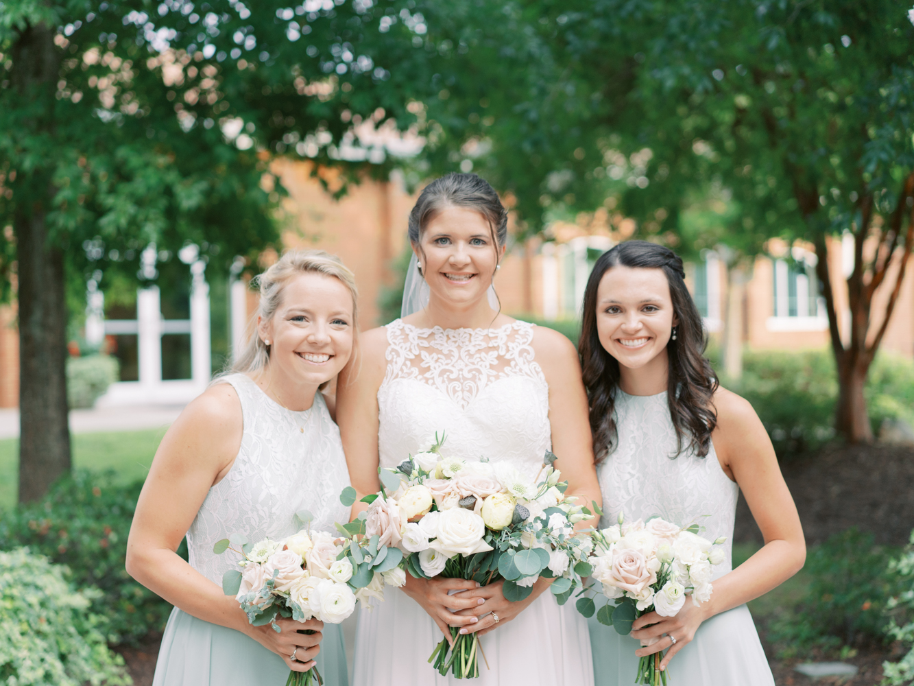 atlanta-film-wedding-photographer-roswell-ivy-hall-hannah-forsberg-58.jpg