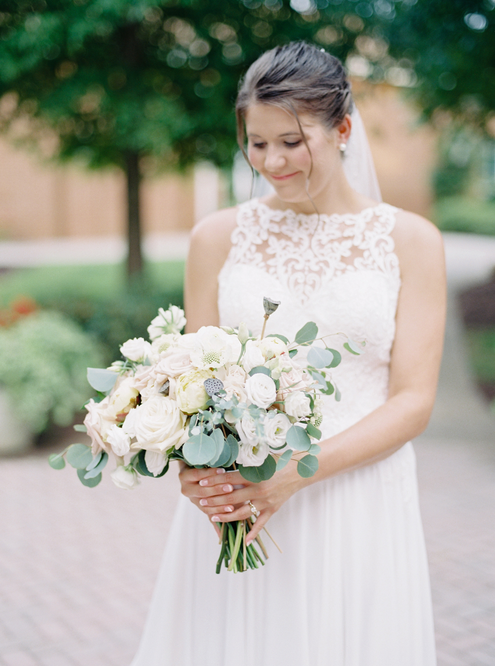 atlanta-film-wedding-photographer-roswell-ivy-hall-hannah-forsberg-59.jpg
