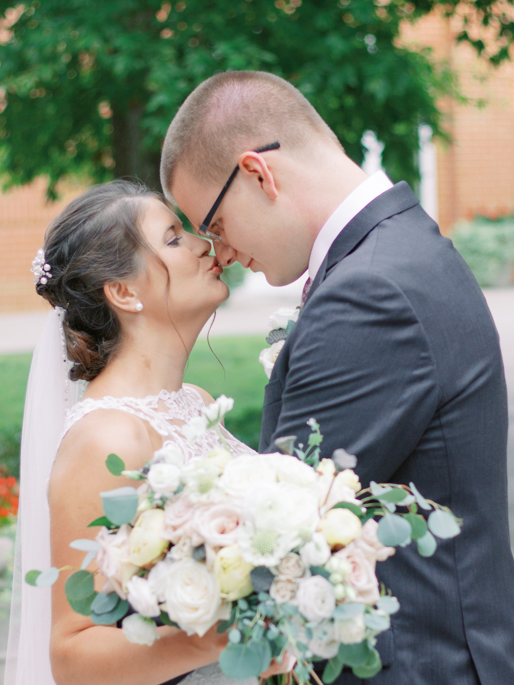 atlanta-film-wedding-photographer-roswell-ivy-hall-hannah-forsberg-67.jpg