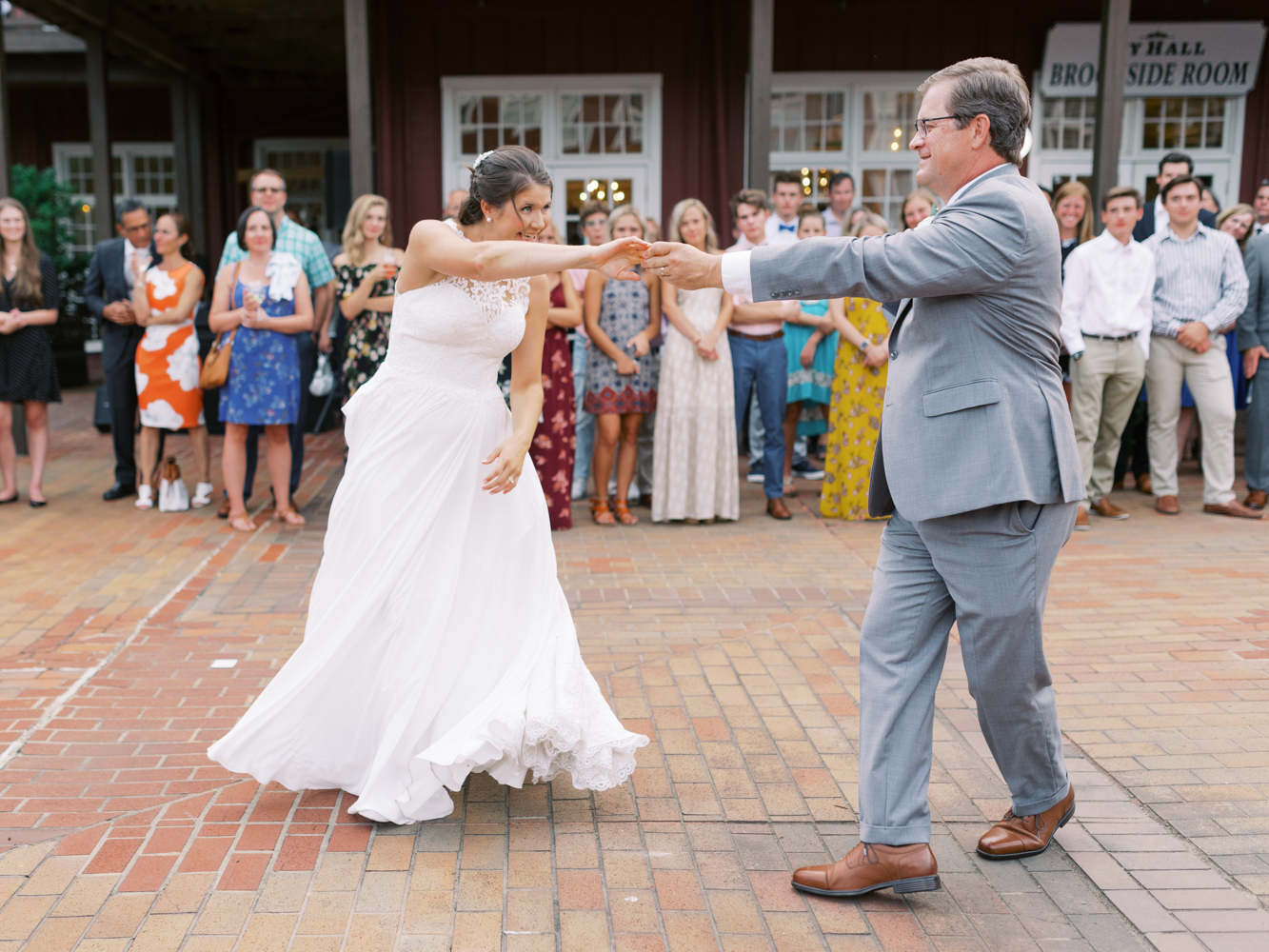 atlanta-film-wedding-photographer-roswell-ivy-hall-hannah-forsberg-84.jpg
