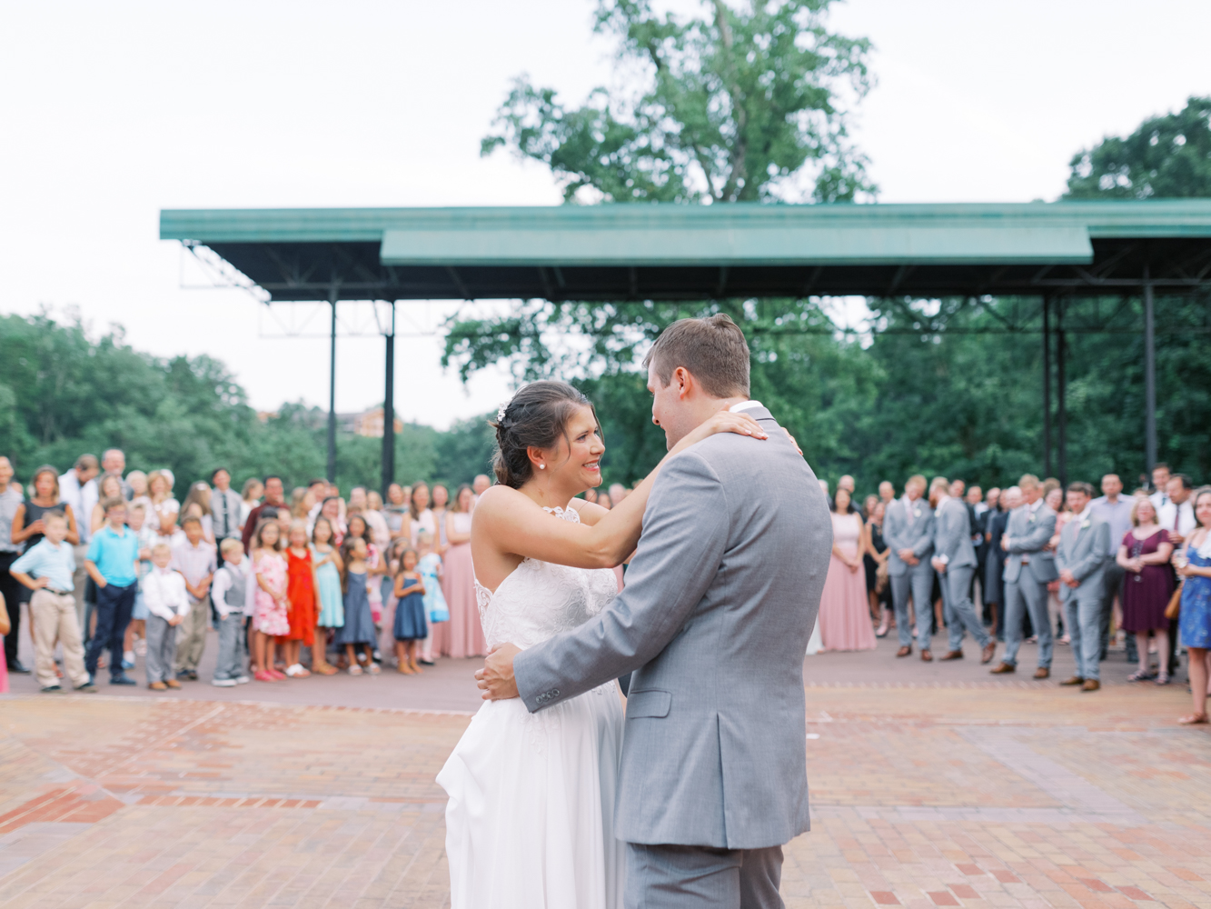 atlanta-film-wedding-photographer-roswell-ivy-hall-hannah-forsberg-85.jpg