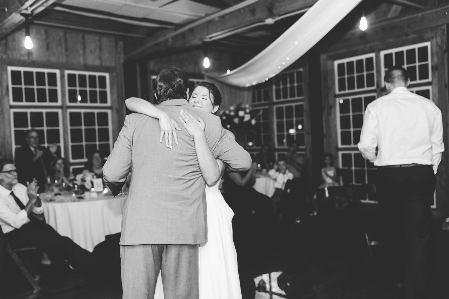 atlanta-film-wedding-photographer-roswell-ivy-hall-hannah-forsberg-89.jpg