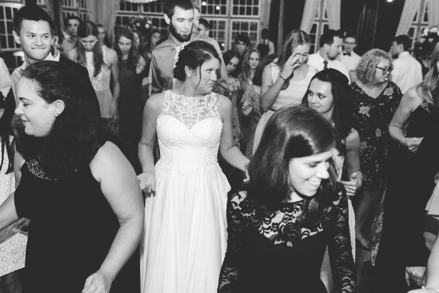 atlanta-film-wedding-photographer-roswell-ivy-hall-hannah-forsberg-92.jpg