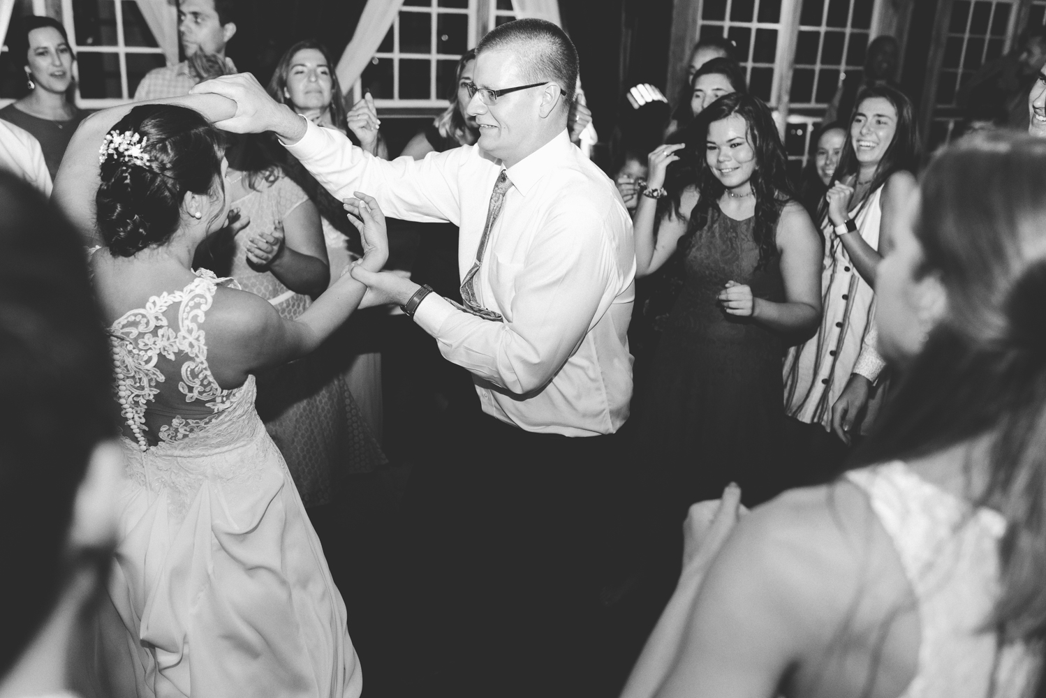 atlanta-film-wedding-photographer-roswell-ivy-hall-hannah-forsberg-93.jpg