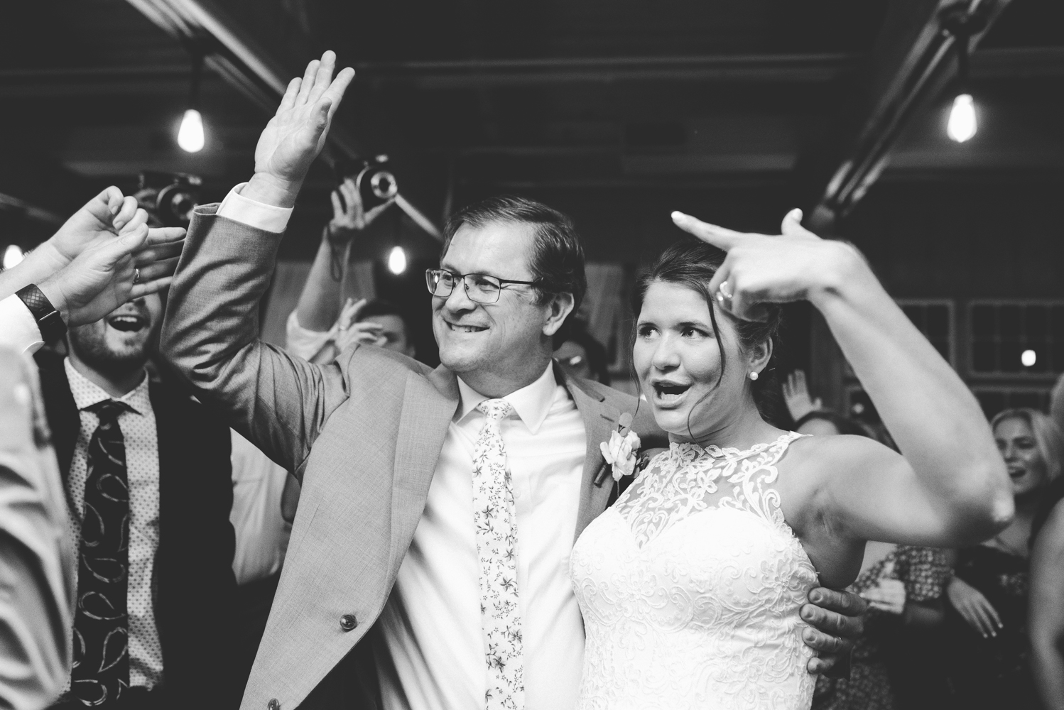atlanta-film-wedding-photographer-roswell-ivy-hall-hannah-forsberg-95.jpg