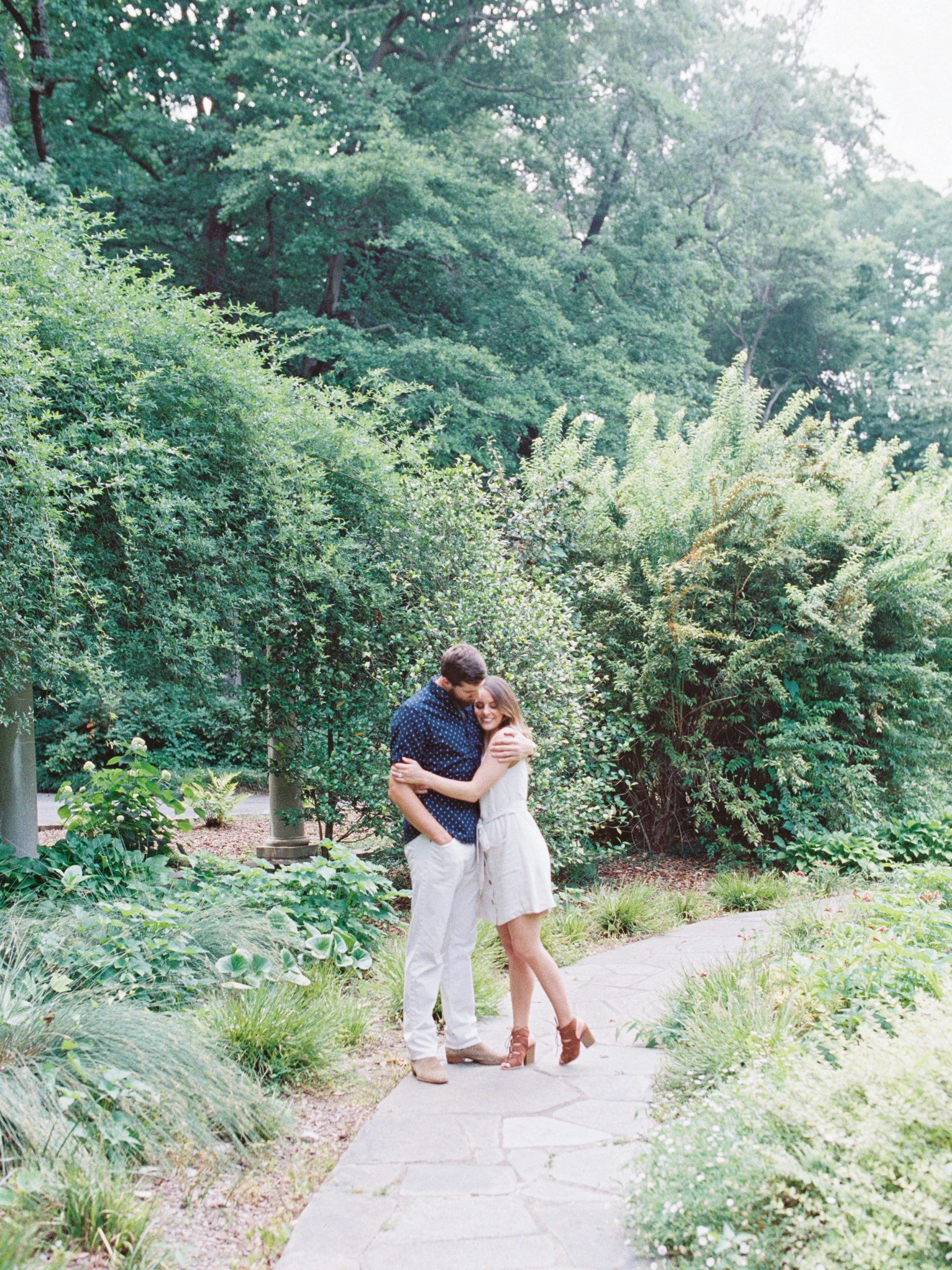 Cator-woolford-gardens-family-photos-atlanta-film-wedding-photographer-18.jpg