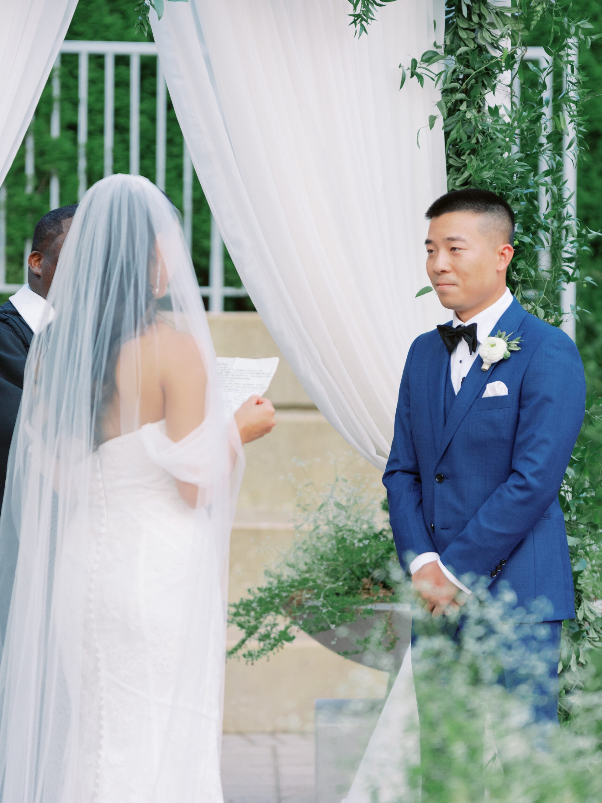 fernbank-museum-natural-history-wedding-fine-art-film-photographer-atlanta-hannah-forsberg-19.jpg