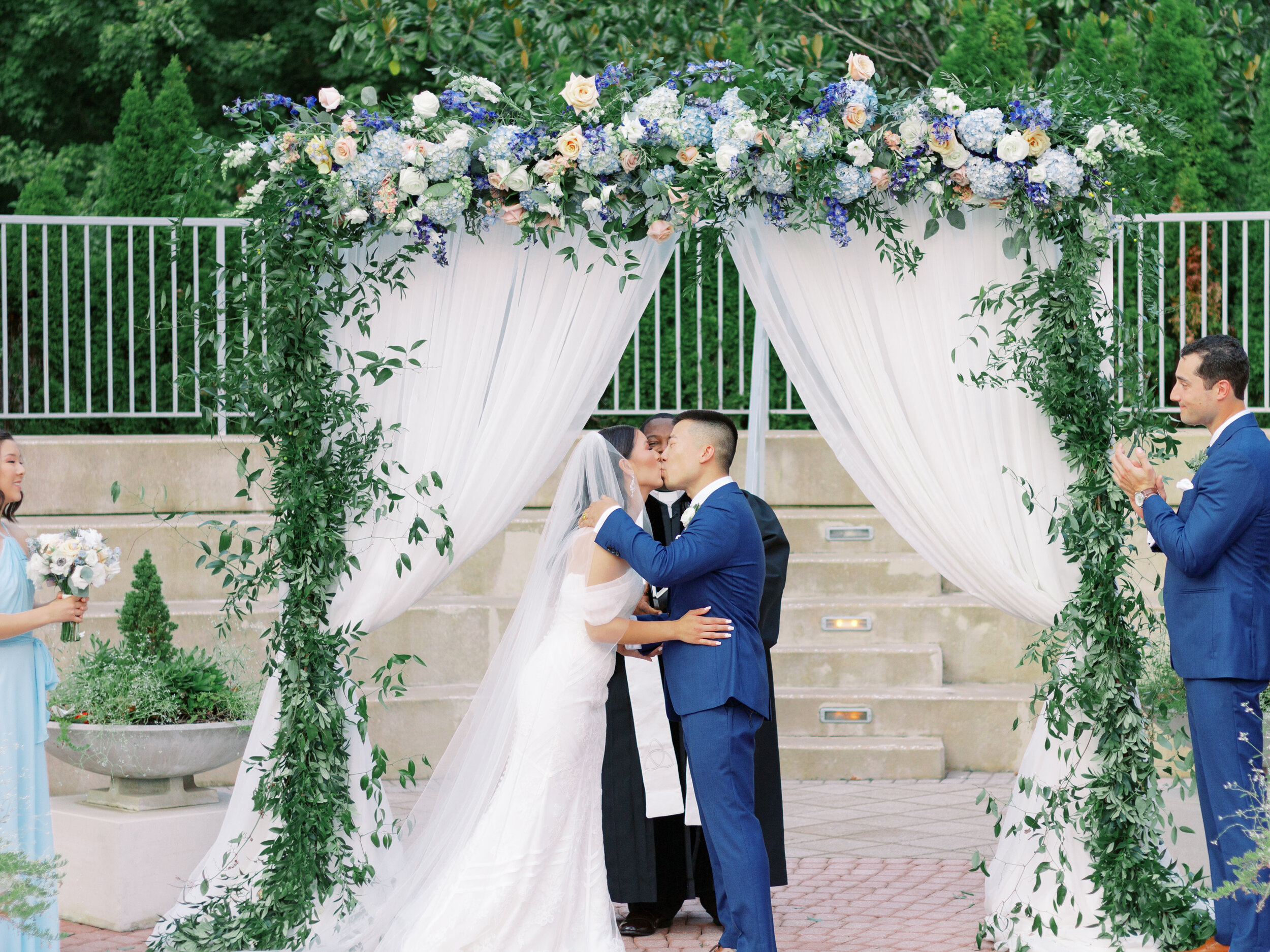 fernbank-museum-natural-history-wedding-fine-art-film-photographer-atlanta-hannah-forsberg-21.jpg