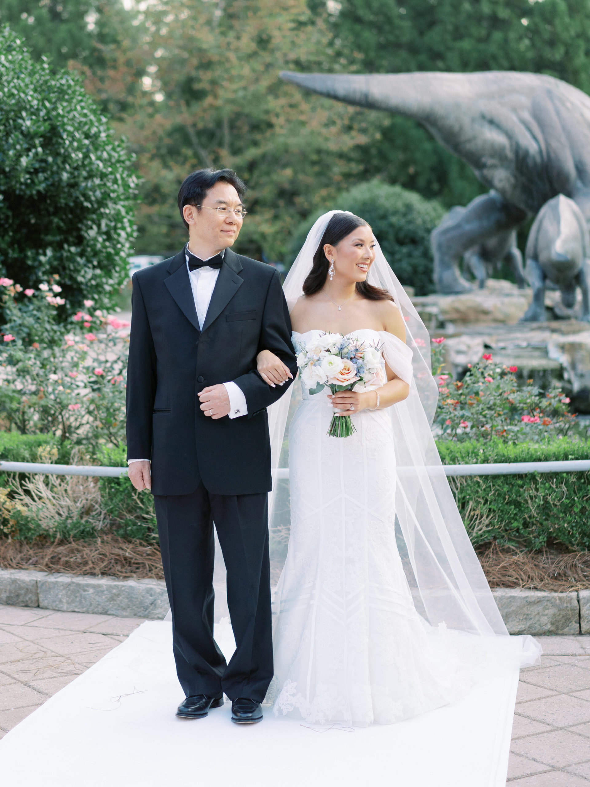 fernbank-museum-natural-history-wedding-fine-art-film-photographer-atlanta-hannah-forsberg-64.jpg