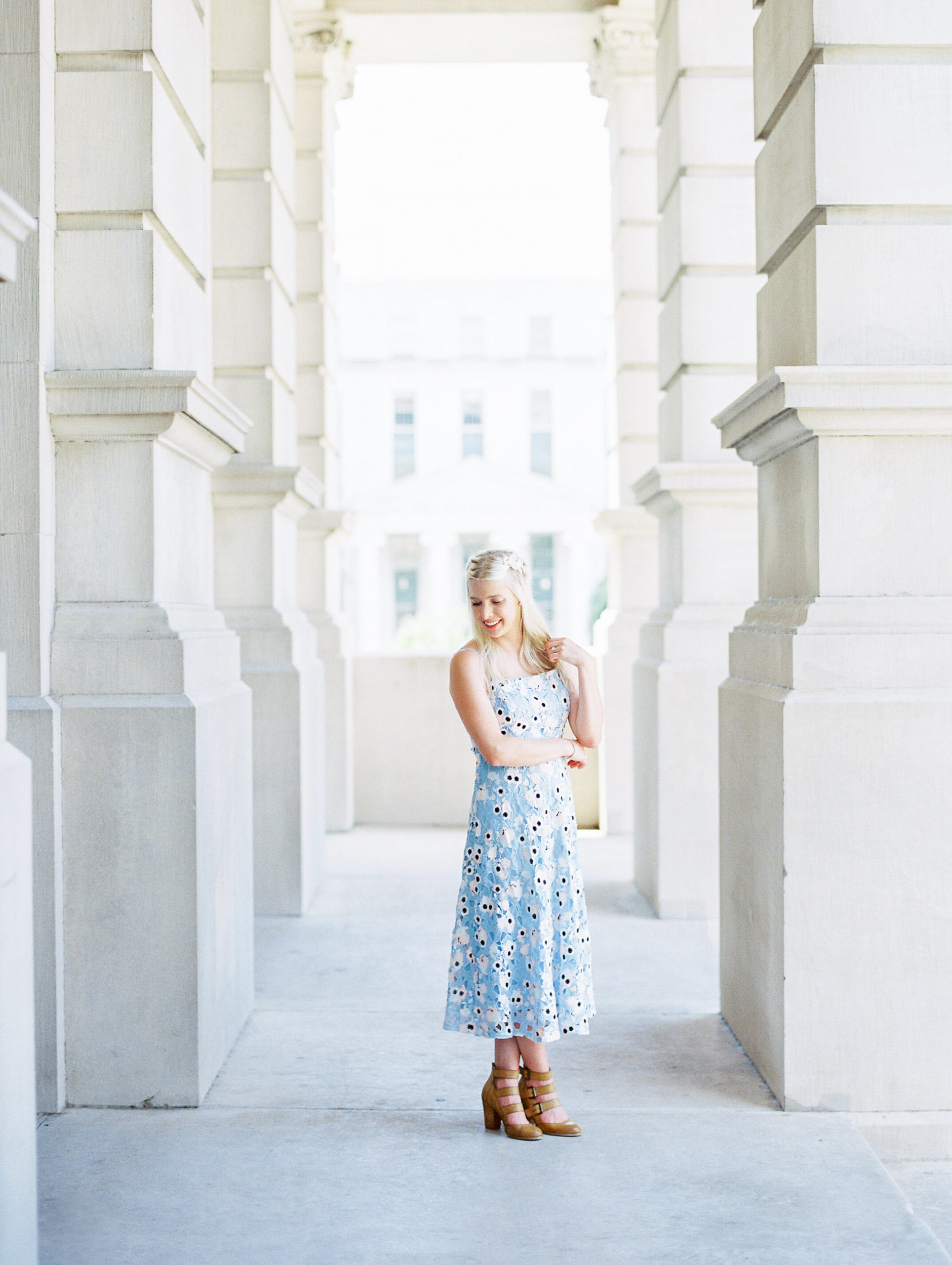 georgia-state-capitol-downtown-atlanta-engagement-photos-fine-art-film-wedding-photographer-hannah-forsberg-11.jpg