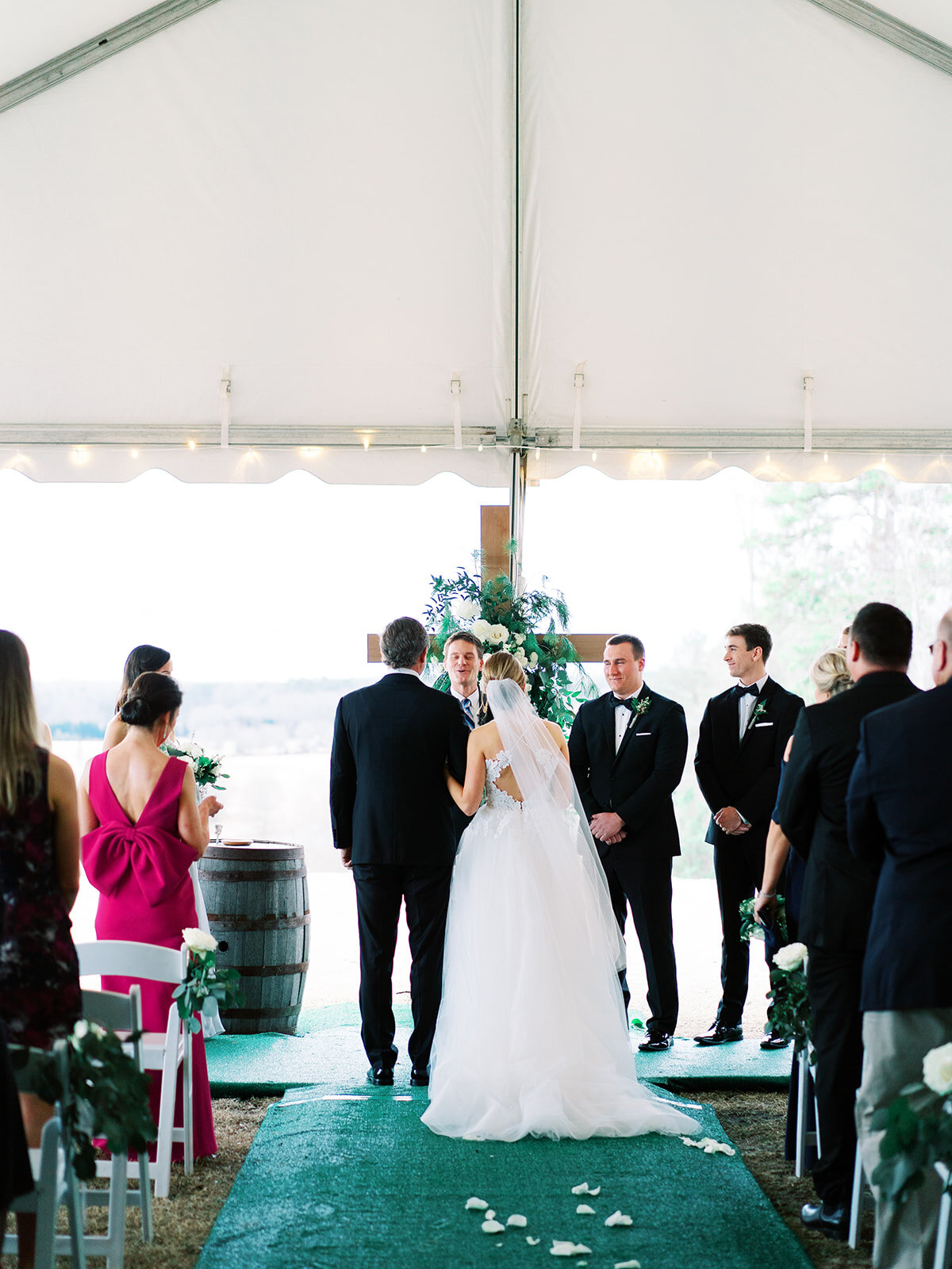 legacy-lookout-foxhall-resort-wedding-fine-art-film-atlanta-photography-hannah-forsberg-12.jpg