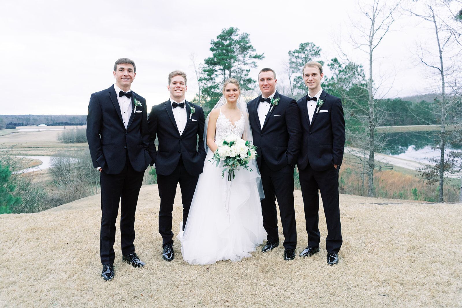 legacy-lookout-foxhall-resort-wedding-fine-art-film-atlanta-photography-hannah-forsberg-19.jpg