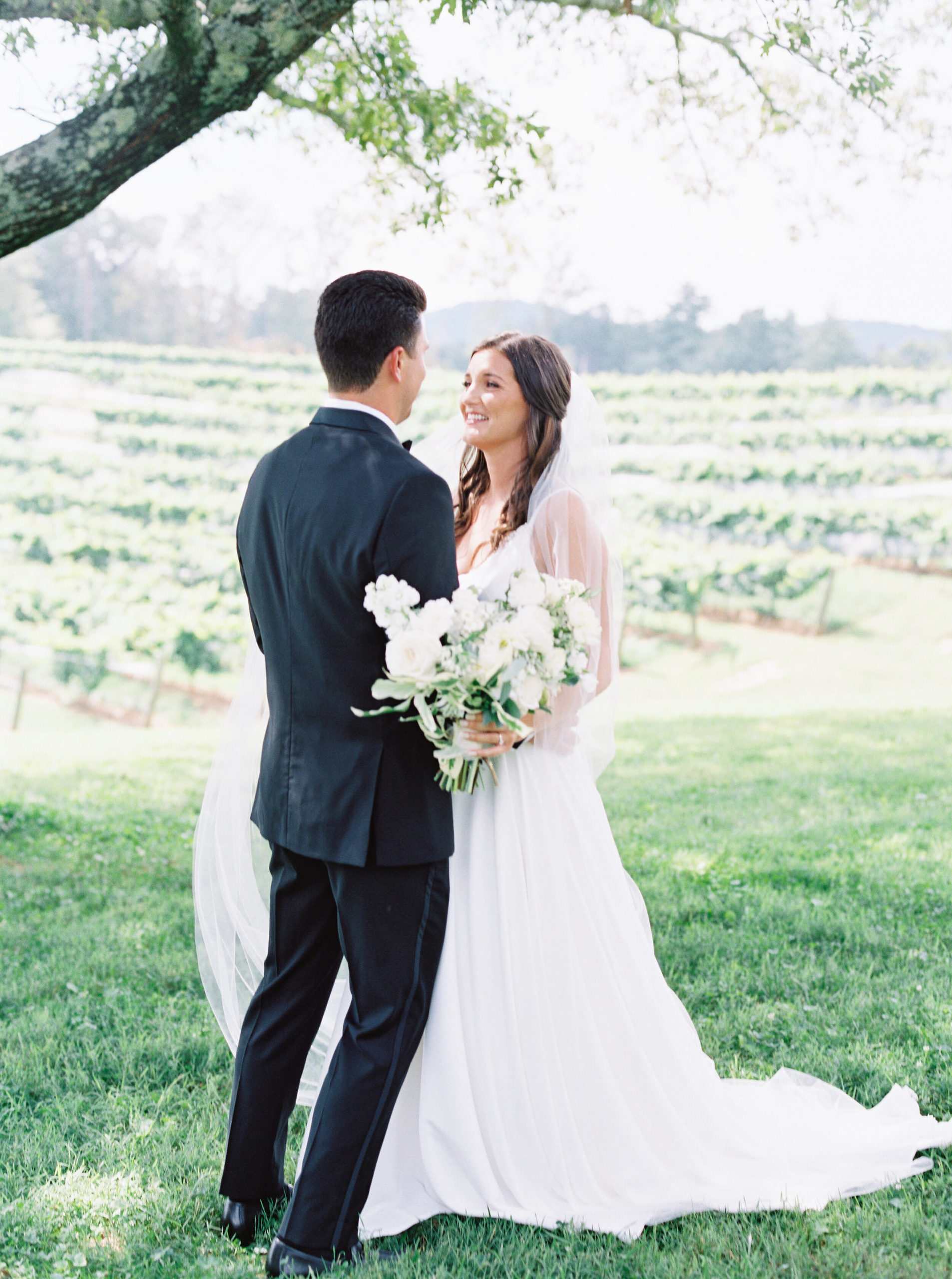 montaluce-winery-dahlonega-wedding-fine-art-film7.jpg