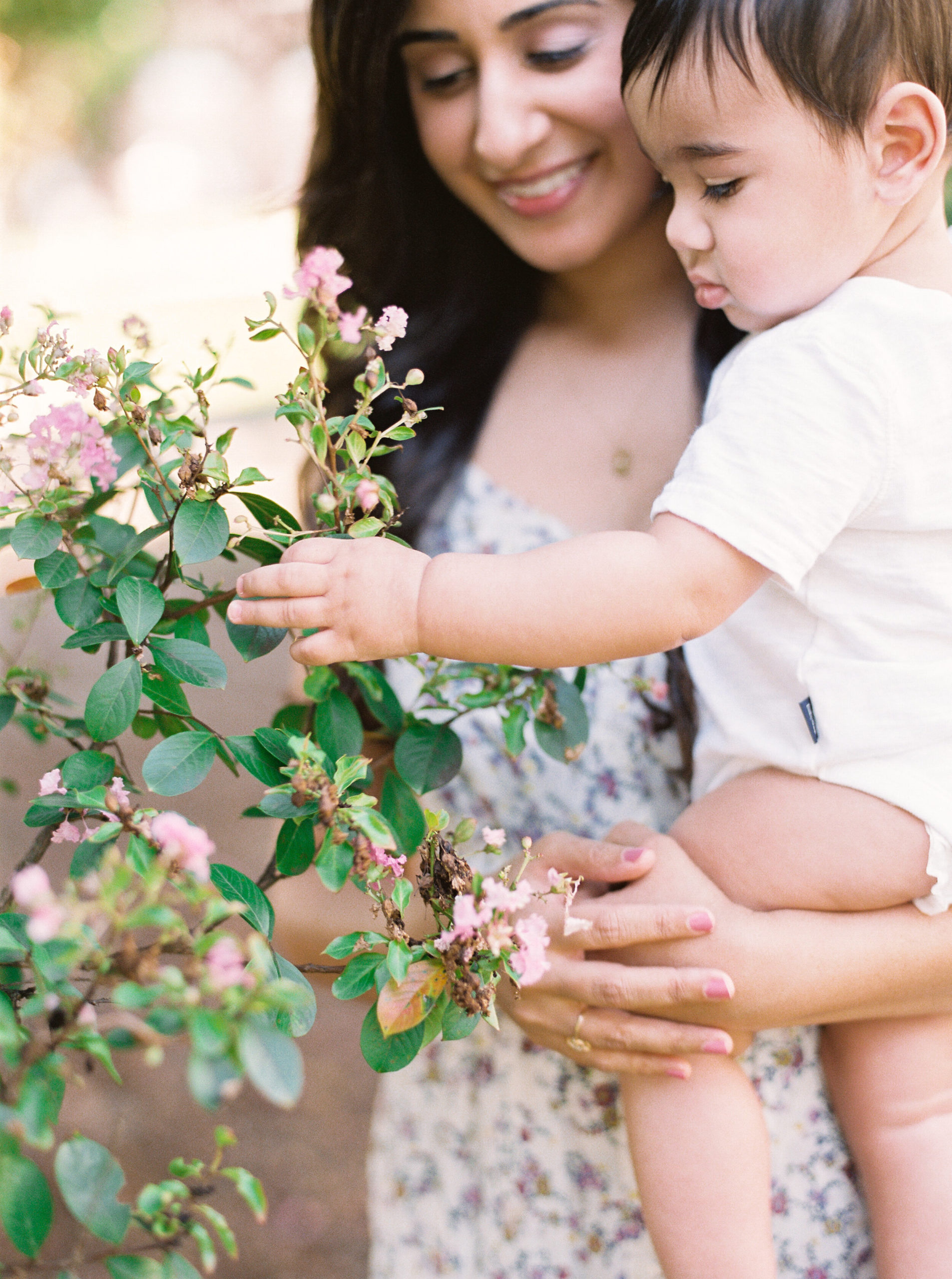 Augusta-university-family-photos-fine-art-film-photography (10).jpg