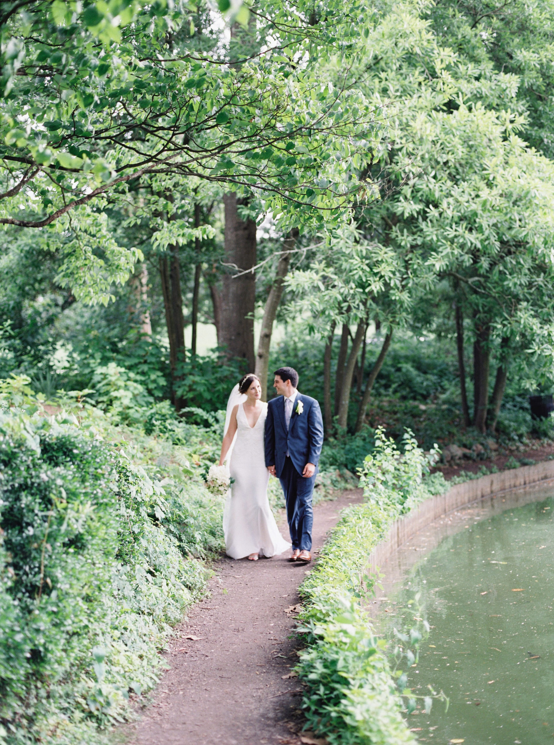 atlanta-botanical-gardens-elopement-wedding-fine-art-film (10).jpg