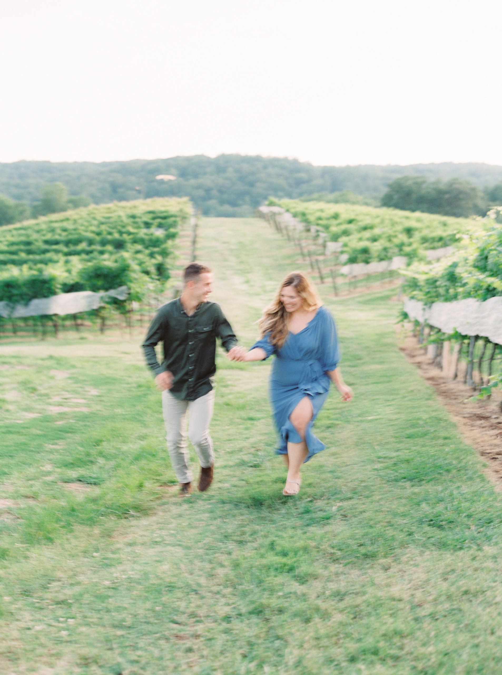 montaluce-winery-engagement-session-fine-art-film-dahlonega-atlanta-georgia-october-2020 (8).jpg